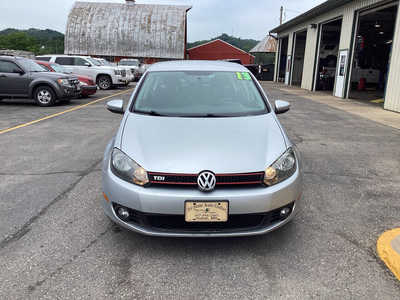 2013 Volkswagen Golf, $4990. Photo 4