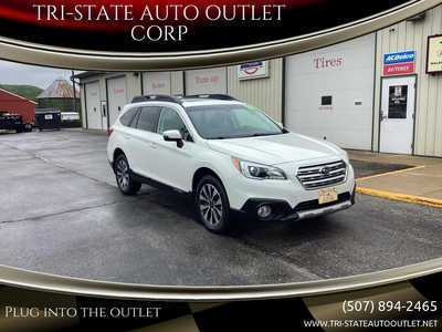 2017 Subaru Outback, $14990. Photo 1