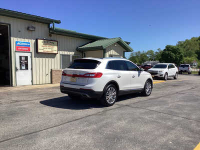 2017 Lincoln MKX, $22990. Photo 5