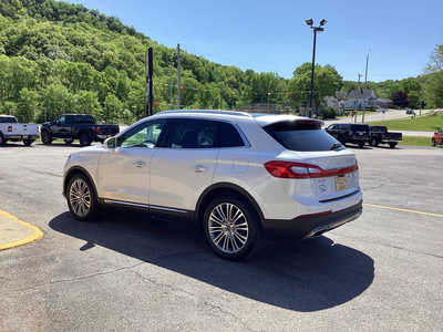 2017 Lincoln MKX, $22990. Photo 9