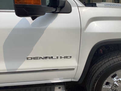 2018 GMC 2500 Crew Cab, $46990. Photo 12