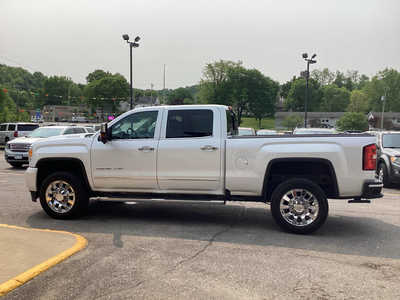 2018 GMC 2500 Crew Cab, $46990. Photo 8
