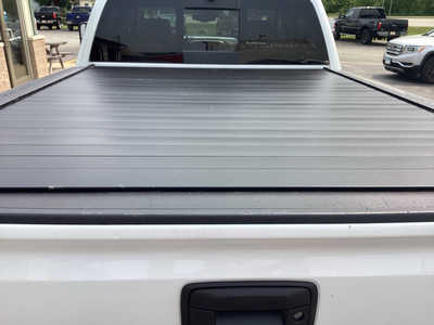 2018 GMC 2500 Crew Cab, $46990. Photo 9