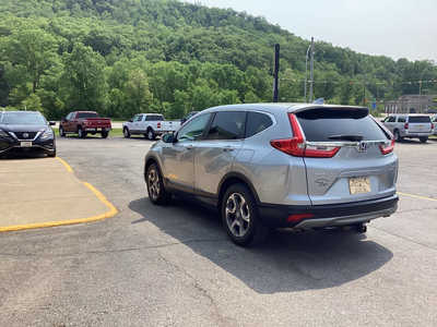 2018 Honda CR-V, $20990. Photo 6