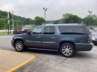 2007 GMC Yukon XL, $7990. Photo 5