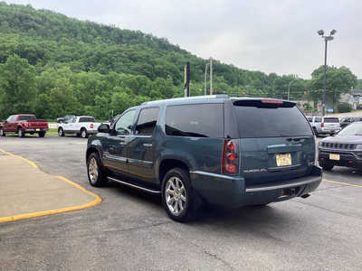 2007 GMC Yukon XL, $7990. Photo 6