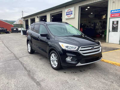 2018 Ford Escape, $14990. Photo 2