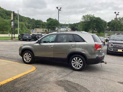 2011 Kia Sorento, $6990. Photo 5