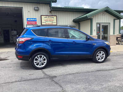 2018 Ford Escape, $10990. Photo 3