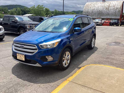 2018 Ford Escape, $10990. Photo 8