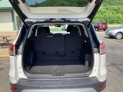 2014 Ford Escape, $8990. Photo 10