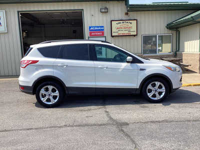 2014 Ford Escape, $8990. Photo 4