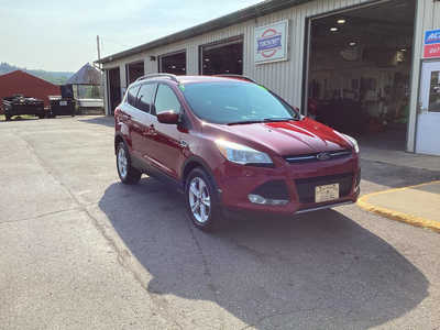 2014 Ford Escape, $10990. Photo 2