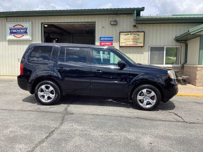 2014 Honda Pilot, $14990. Photo 2