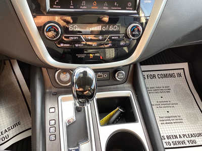 2021 Nissan Murano, $22990. Photo 12