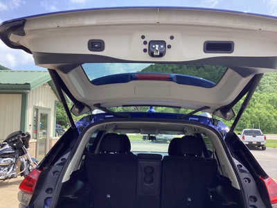 2018 Nissan Rogue, $7990. Photo 10