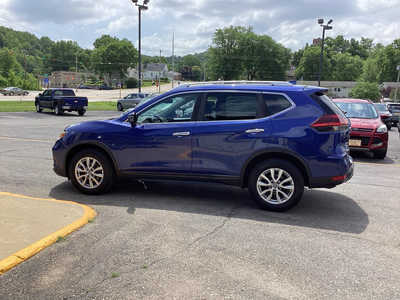 2018 Nissan Rogue, $7990. Photo 7