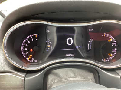 2015 Jeep Grand Cherokee, $13990. Photo 11