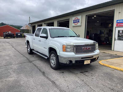 2012 GMC 1500 Crew Cab, $7990. Photo 2