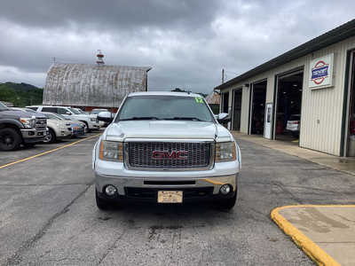 2012 GMC 1500 Crew Cab, $7990. Photo 3