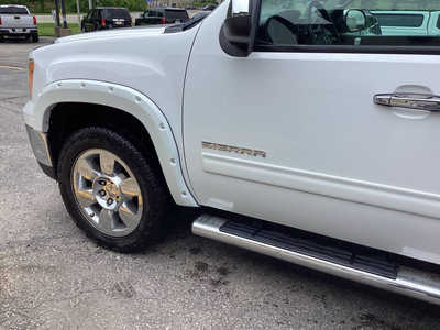 2012 GMC 1500 Crew Cab, $7990. Photo 8