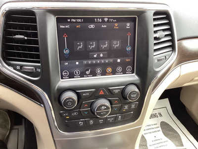 2018 Jeep Grand Cherokee, $15990. Photo 12