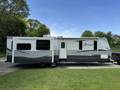 2017 Crossroads Rv ZINGER SERIES, $18990. Photo 2