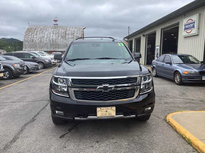 2017 Chevrolet Tahoe, $22990. Photo 3