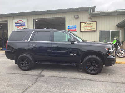 2017 Chevrolet Tahoe, $22990. Photo 4