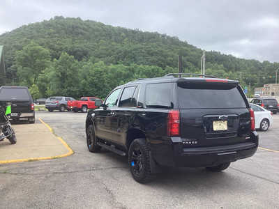 2017 Chevrolet Tahoe, $22990. Photo 6