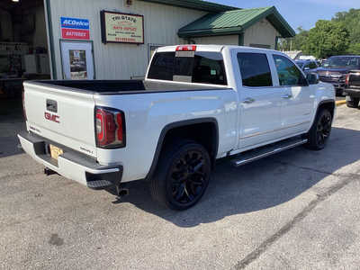 2017 GMC 1500 Crew Cab, $24990. Photo 5