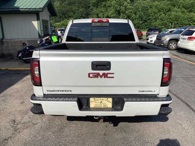 2017 GMC 1500 Crew Cab, $24990. Photo 6