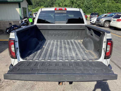 2017 GMC 1500 Crew Cab, $24990. Photo 7