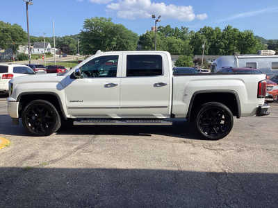 2017 GMC 1500 Crew Cab, $24990. Photo 9