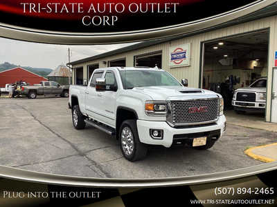 2017 GMC 2500 Crew Cab, $41990. Photo 1