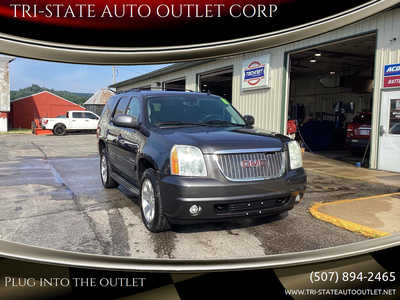 2011 GMC Yukon, $6990. Photo 1