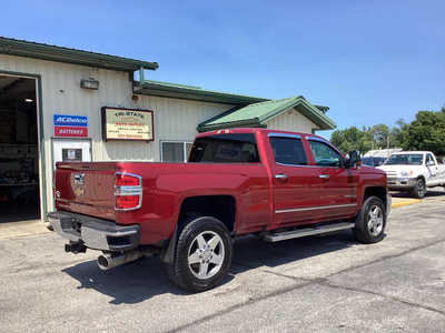 2019 Chevrolet 2500 Crew Cab, $46990. Photo 4