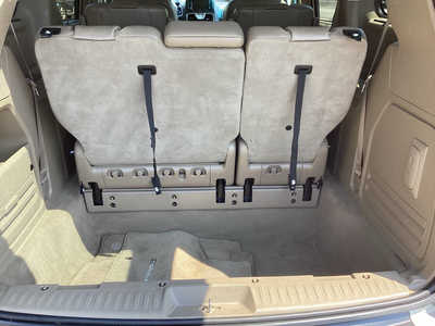2014 Chrysler Town & Country, $4450. Photo 11
