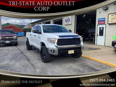 2015 Toyota Tundra Crew Cab, $30990. Photo 1