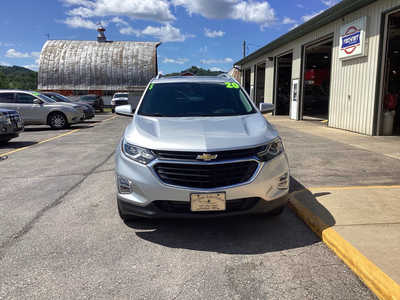 2020 Chevrolet Equinox, $19990. Photo 3