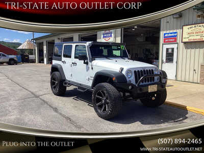 2017 Jeep Wrangler Unlimited, $20990. Photo 1