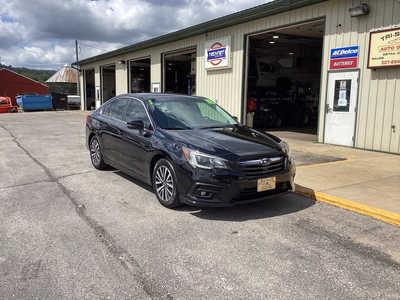 2018 Subaru Legacy, $15990. Photo 2