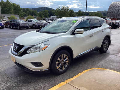 2016 Nissan Murano, $14990. Photo 9