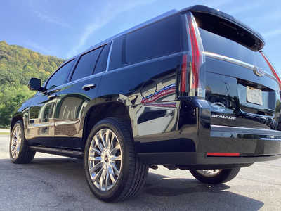 2019 Cadillac Escalade, $28990. Photo 10