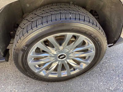 2019 Cadillac Escalade, $28990. Photo 11