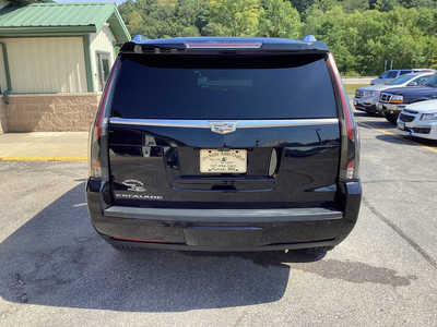 2019 Cadillac Escalade, $28990. Photo 4