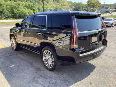 2019 Cadillac Escalade, $28990. Photo 5