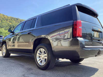 2018 Chevrolet Suburban, $24990. Photo 10