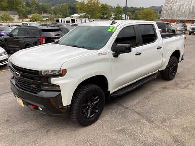 2021 Chevrolet 1500 Crew Cab, $33990. Photo 9