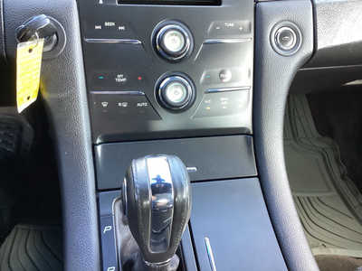 2013 Ford Taurus, $4990. Photo 12